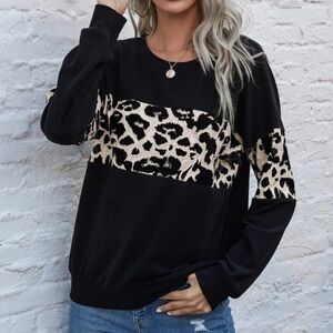 SHEIN LUNE Graphic Print Colorblock Drop
Shoulder Sweatshirt